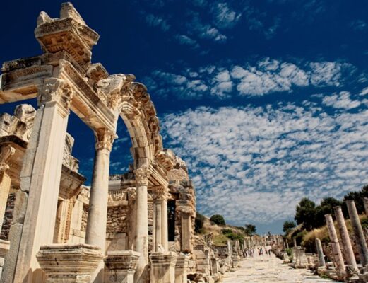turkey ephesus ruinswhiterock