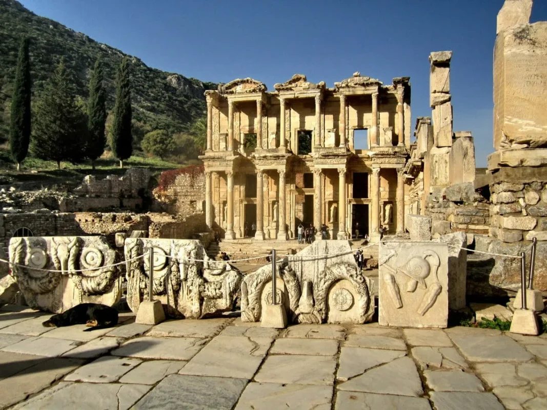 The Prytaneion: The Sacred Heart of Governance 1 efesew 1