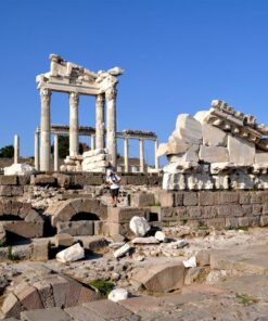 Pergamon Tour