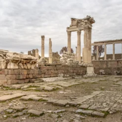 Alternative view of PERGAMON TOUR